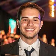 Soy economista, profesor de economía y matemáticas con 3 años de experiencia. Doy clases para primaria, secundaria y bachillerato.